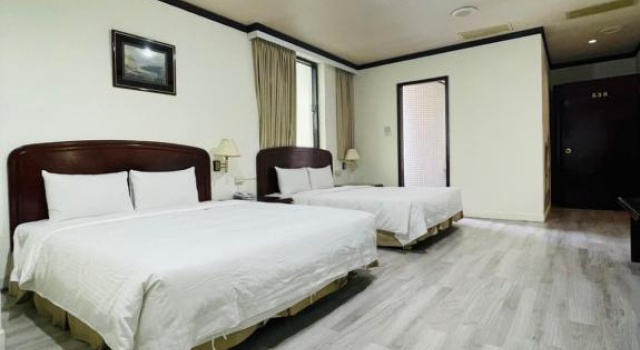 Четырёхместный номер Standard Abbo Hotel