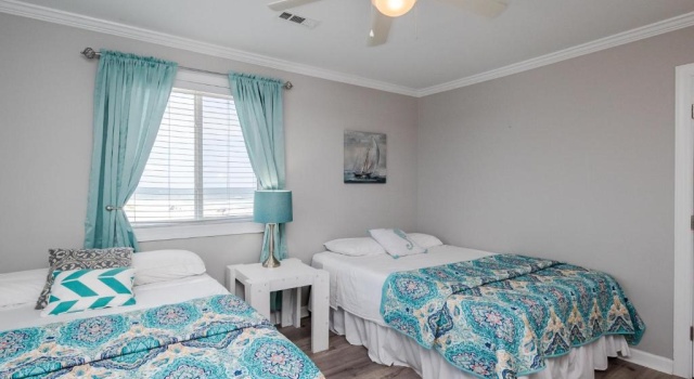 Just Beachy by Oak Island Accommodations