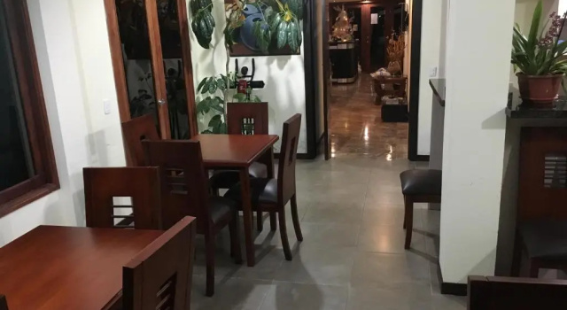 Номер Standard Hotel Las Mercedes Airport-Quito