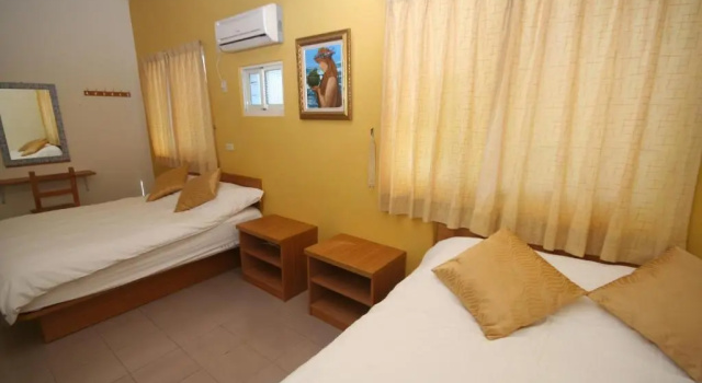 Четырёхместный номер Standard Sunrise B&B