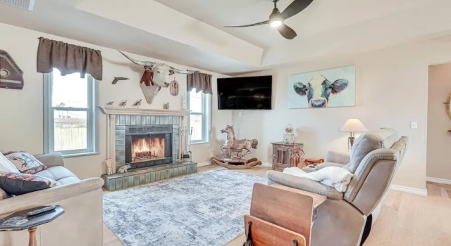 Коттедж с 3 комнатами Furnished Patio, Grill & Views: Lake Havasu Home