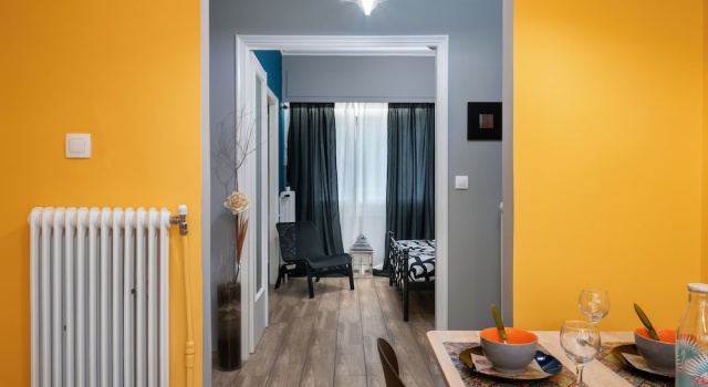 Apartment at the foothills of Acropolis