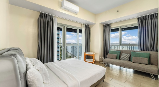 Номер Standard Luxury Penthouse & High-Floor Hotel near City of Dreams, Airport, Okada, and Solaire Casino