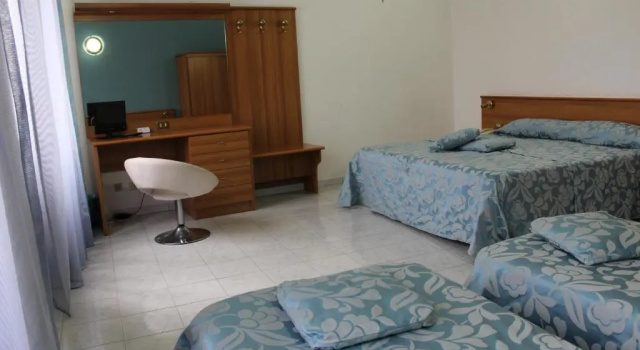 Трёхместный номер Standard Hotel Santa Marta