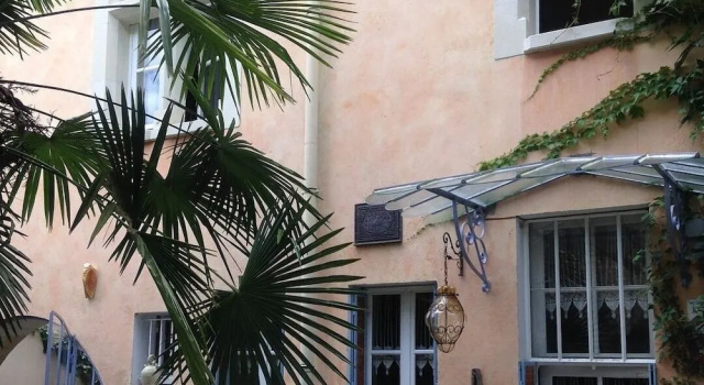 Cote Sud, Rezerwuj Hotel Trôo 