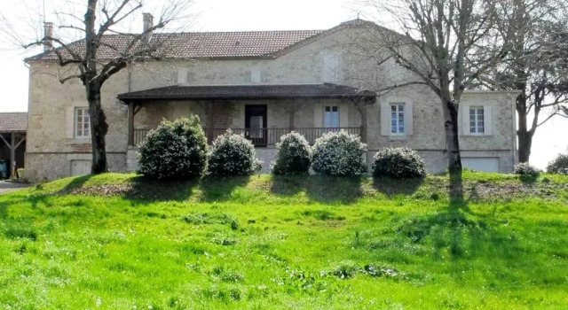 Villa With 5 Bedrooms in Penne-d'agenais, With Private Pool, Furnished Garden and Wifi, Забронировать Вилла Пен-д'Ажене Lot Valley