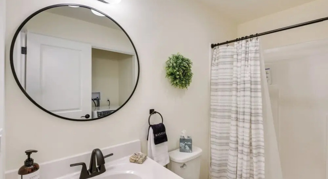 Коттедж Ellsworth Vacation Rental w/ Fire Pit & Gas Grill!