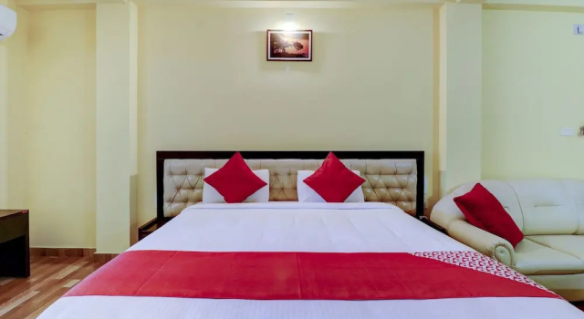Люкс Comfort Gaurika Residency Boarding & Lodging - Padubidri