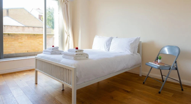 Comfortable Studio In Charming Islington, Забронировать Апартаменты/квартира Ислингтон Лондон, рядом с Железнодорожный вокзал "Дрейтон Парк"