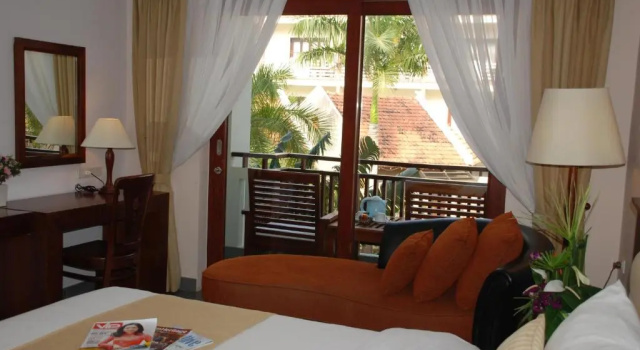 Номер Deluxe с видом на сад Canary Beach Resort