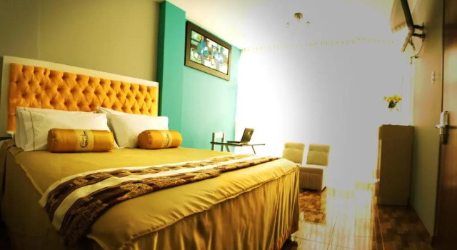 Полулюкс Costa Del Inka Hotel