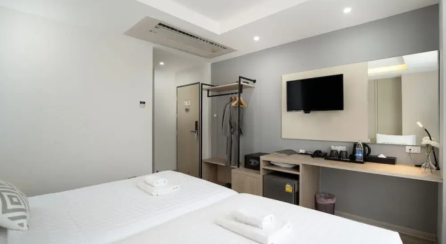 Двухместный номер Superior The Riski Hotel at Bangphlat Station SHA