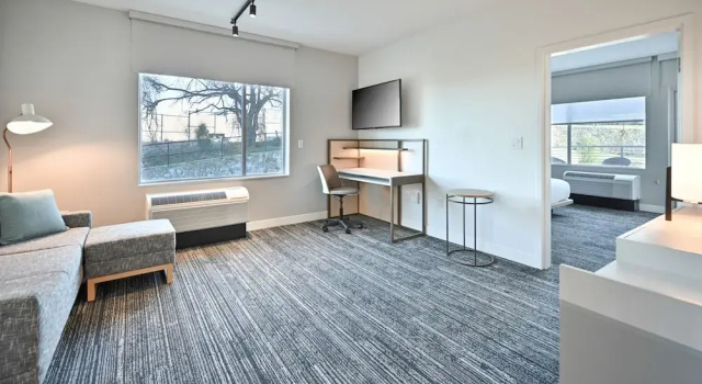 Люкс TownePlace Suites by Marriott Norfolk