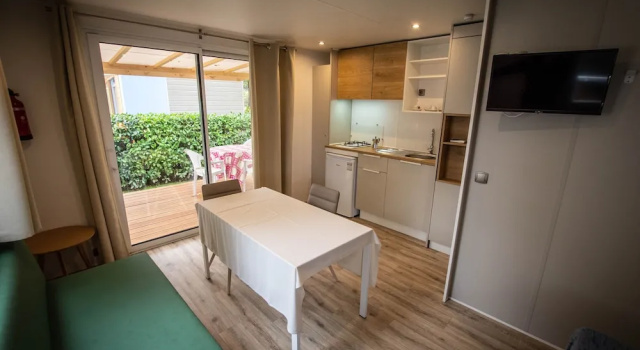 Eco House Romantic Vigna - Ideal for 2 Guests, in Alba, Prenota Casa vacanze Ville a Alba, Villa