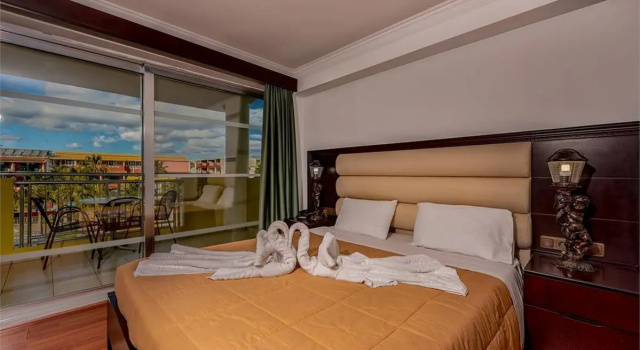 Caretta Beach Resort and Waterpark, Забронировать Курортный отель Бизнес-отели Закинфа, 4* 5*