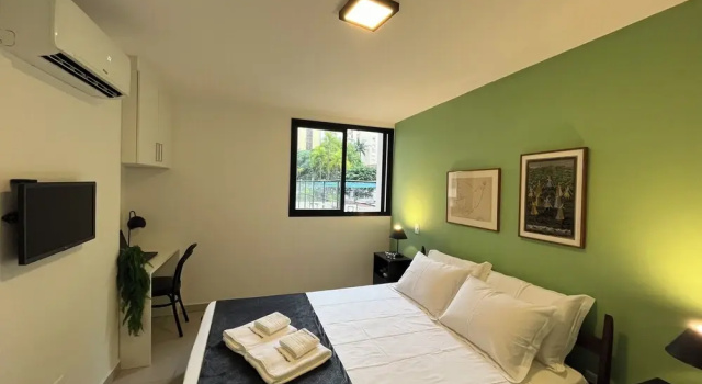 Casa com 2 suítes AC Higienópolis, Забронировать Дом для отпуска Отели Сан-Паулу с парковкой, Парковка