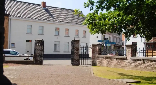 Villa With one Bedroom in Gavere, With Private Pool, Enclosed Garden a, Забронировать Вилла Гавере 
