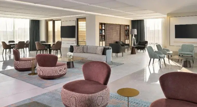Crowne Plaza Riyadh Al Takhassusi by IHG