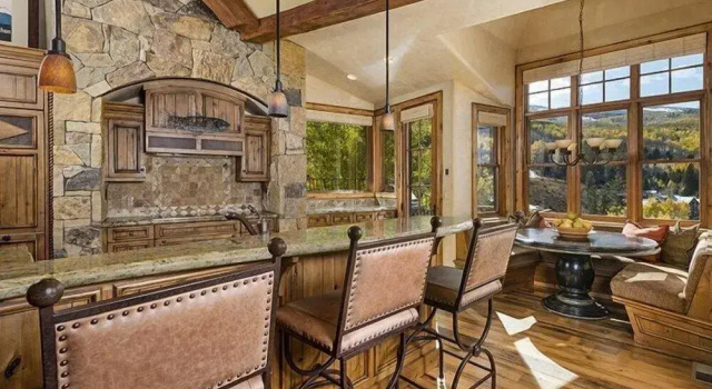 Snowmass Pine Crest, Забронировать Отель Сноумасс-Виллидж Горнолыжный курорт Аспен-Сноумас