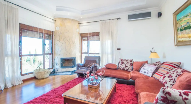 Вилла с 5 комнатами Cubo's Villa los Azabaches