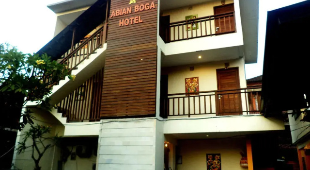 Abian Boga, Varaa Hotelli Bali hotellit, joissa on pysäköinti, Pysäköinti