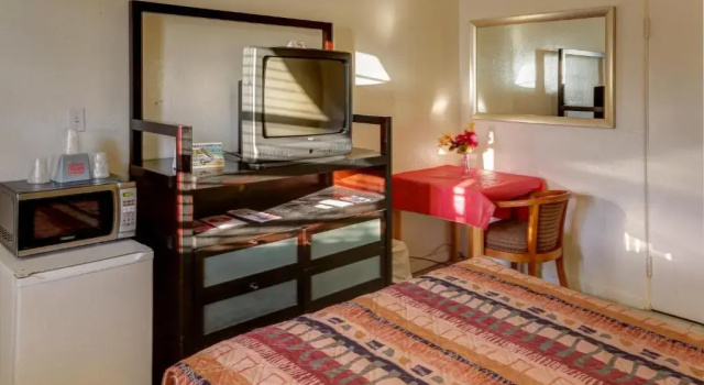 Двухместный номер Standard Richard's Hotel