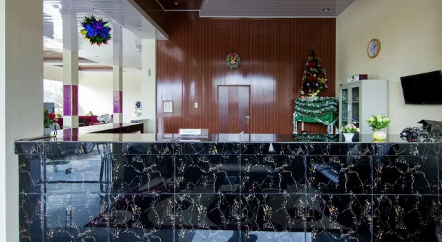 Aries Hotel by OYO Rooms, Rezervovat Hotel Siborongborong Sumatra