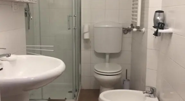 Casa relax, Đặt Khách sạn Collegno Piemonte