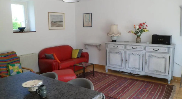 Farmhouse in an amazing private park, Rezervați Casă de vacanță Vannes Gulf of Morbihan, lângă Harbor Station, Vannes