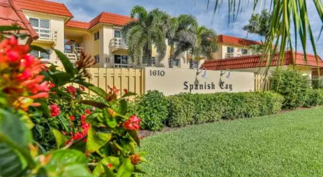 Spanish Cay A8 by RedAwning, Rezervați Hotel Sanibel Sanibel Island, lângă Gulfside Beach