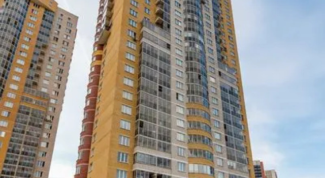 Дрим Хаус на ул. Машинная, д. 46, Забронировать Отель Октябрьский район Екатеринбург, рядом с Фан-зона Екатеринбурга