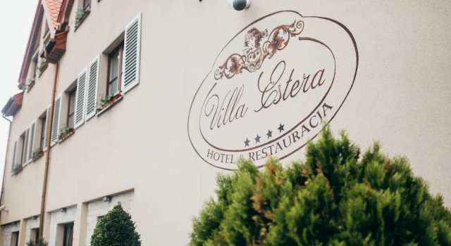 Villa Estera - Hotel & Restauracja