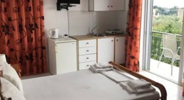 Oasis Apartments, Забронировать Апартаменты/квартира Вест Мани периферийная единица Мессения