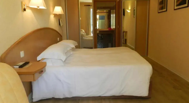 Семейный номер Standard Цокольный этаж с видом на море Grand Hotel Moriaz