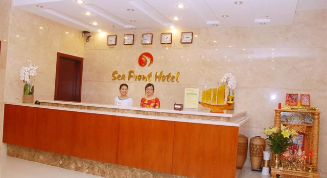 Seafront Hotel Da Nang
