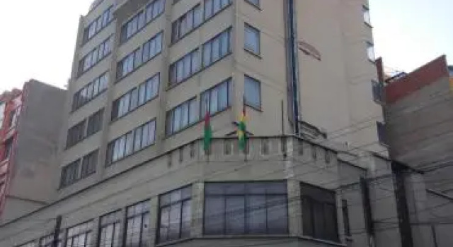 Hotel Latino, Забронировать Отель Отели Ла-Пас с бассейном, рядом с Murillo Square, Бассейн