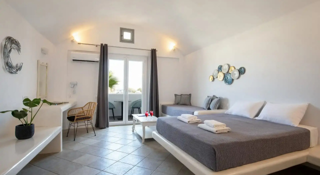 Трёхместный номер Superior Sea View Beach Hotel