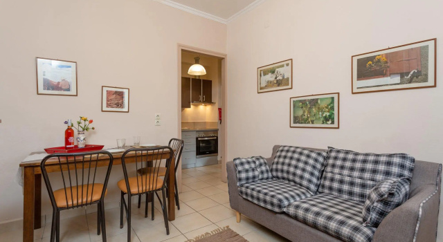 Foteini Apartment Walk to Beach Wifi Car Not Required - 2618