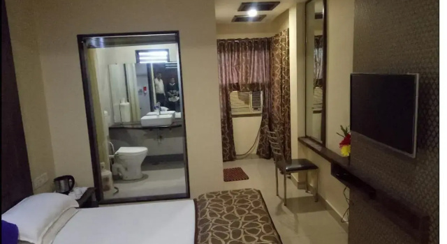 The Arihant Palace