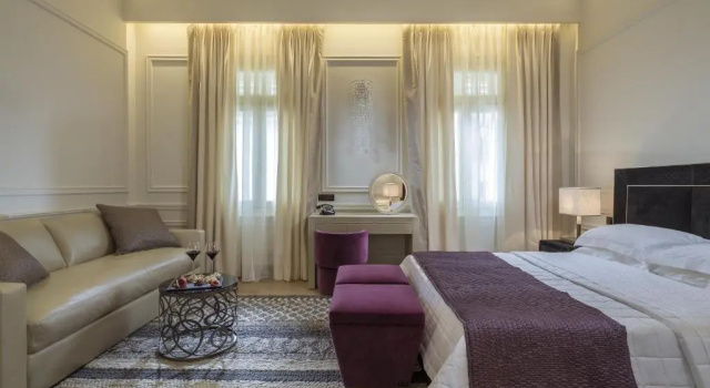Номер Deluxe 3 Sixty Hotel & Suites