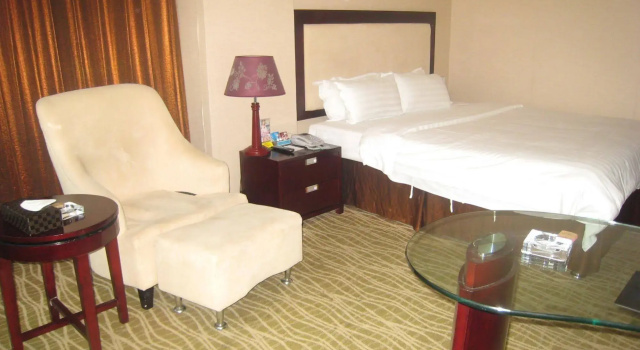 Zhuhai Haijing Hotel, Забронировать Отель Отели Чжухай 3 звезды, 3*