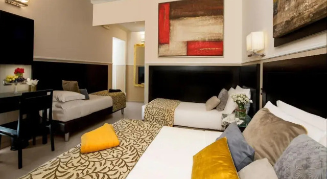 Четырёхместный номер Yes Hotel Boutique Rome
