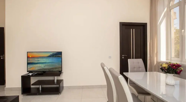 Stay Inn на ул. Маштоца, 5А-6, Забронировать Апартаменты/квартира Апартаменты Еревана, рядом с Национальный исторический музей Армении, Апартаменты/квартира