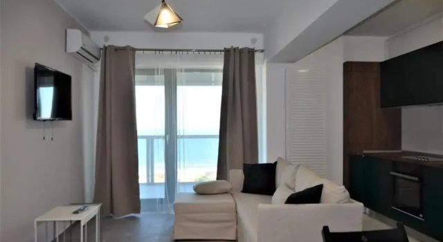 Mamaia Beach LuxyMar 1 Apartment