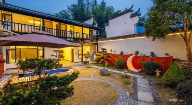Hongcun Boyue Fanhua Designer Art Resort Art Homestay, Забронировать Курортный отель Отели Huangshan Mountain с парковкой, Парковка