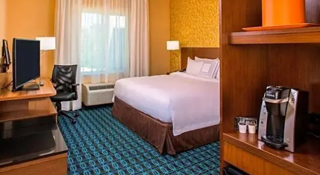 Номер Standard Fairfield Inn & Suites by Marriott Cut Off-Galliano