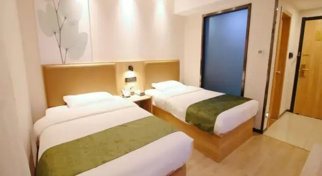 Двухместный номер Standard GreenTree Inn JiangSu SuZhou Industrial Park QingJian Lake Express Hotel