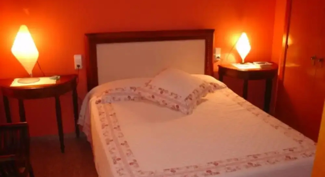 Двухместный номер Standard Hostal Restaurante Arasa