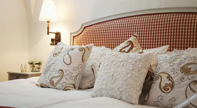 Krusenberg Herrgård, Varaa Hotelli Krusenberg 