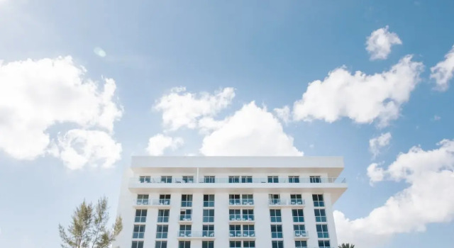 The Lucie, Забронировать Отель Дженсен-Бич штат Флорида